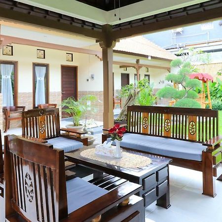 Prasada Guesthouse Canggu Esterno foto