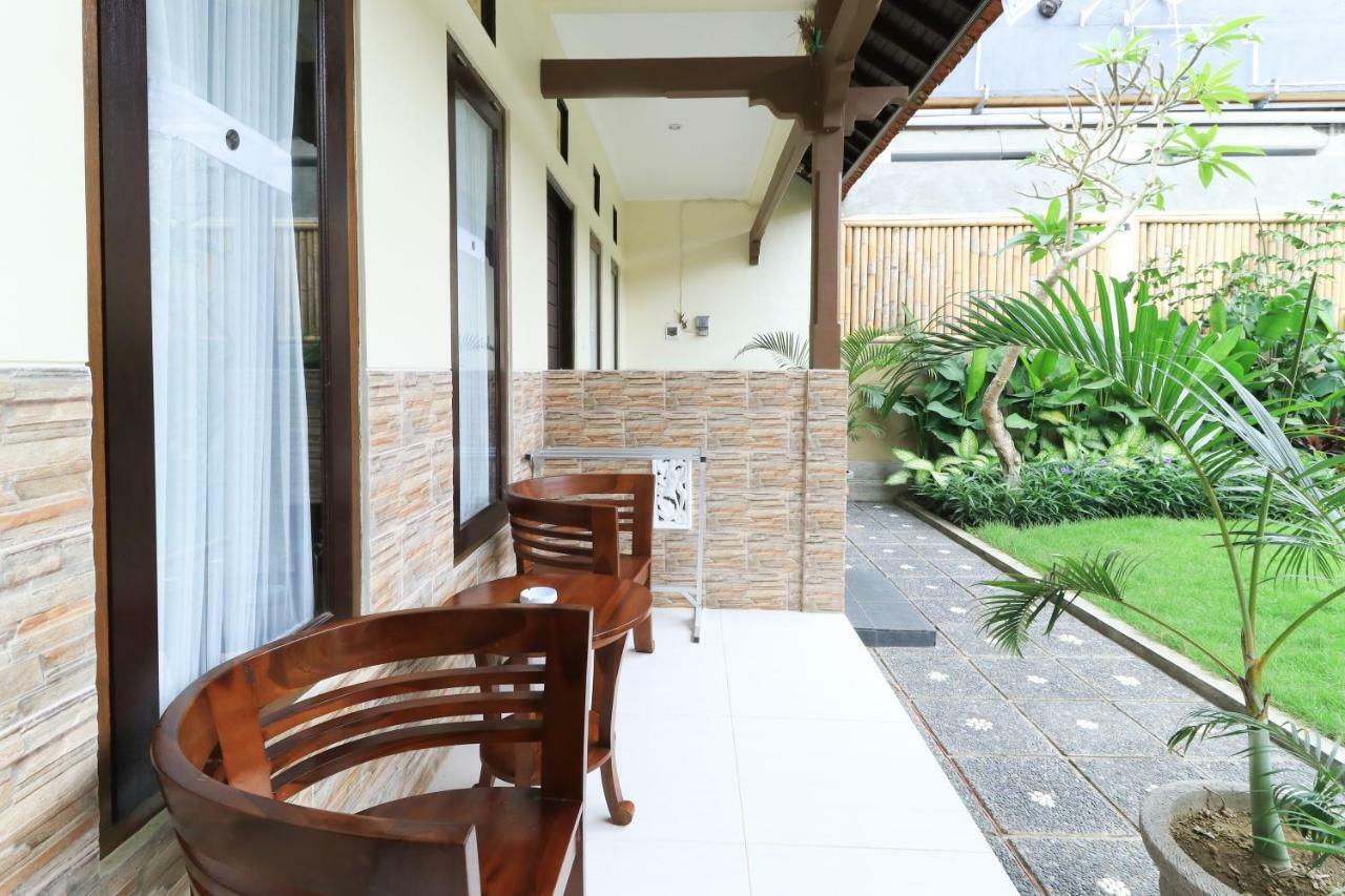 Prasada Guesthouse Canggu Esterno foto
